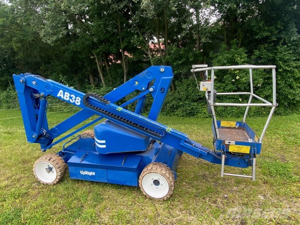 UpRight AB38N Kĺbové plošiny