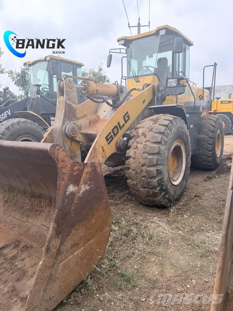 SDLG L 953 Kolesové nakladače