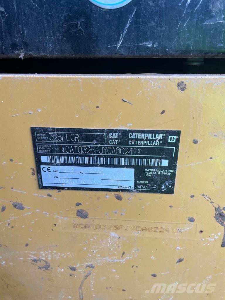 CAT 325 Pásové rýpadlá