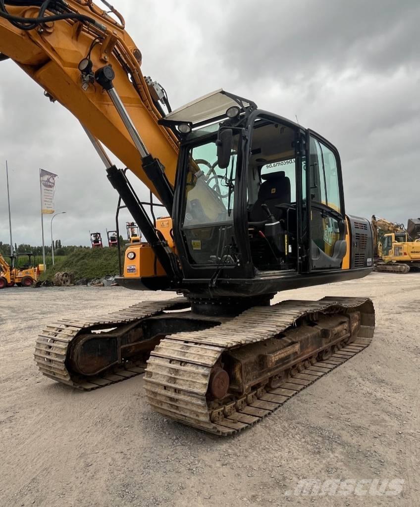 JCB JS 220 Pásové rýpadlá