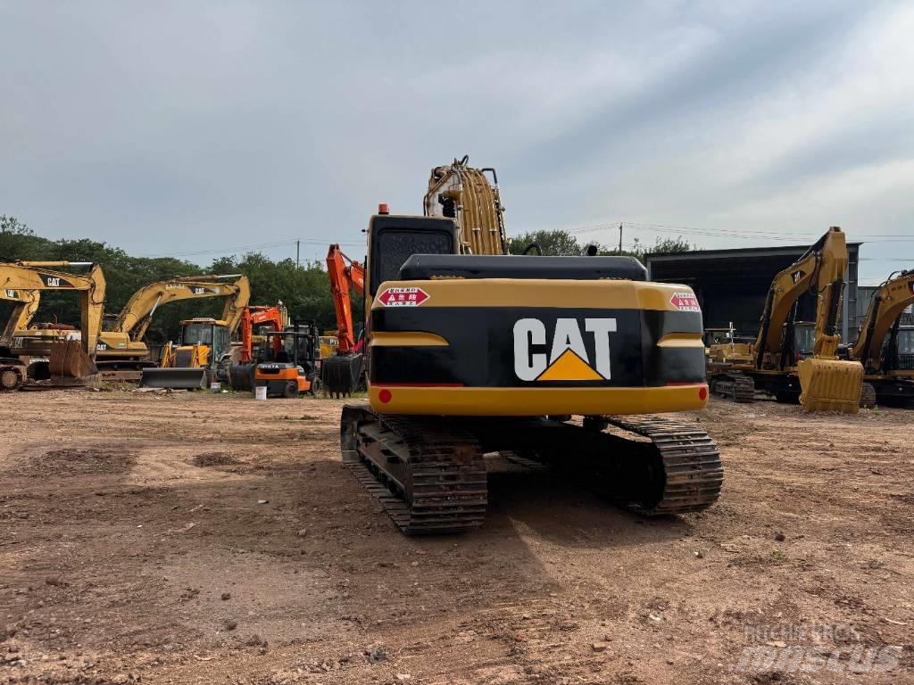 CAT 320 B L Pásové rýpadlá
