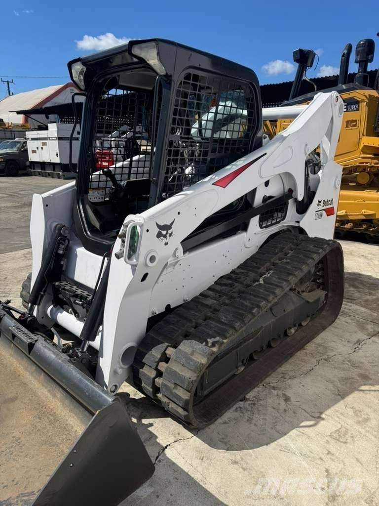 Bobcat T 740 Šmykom riadené nakladače