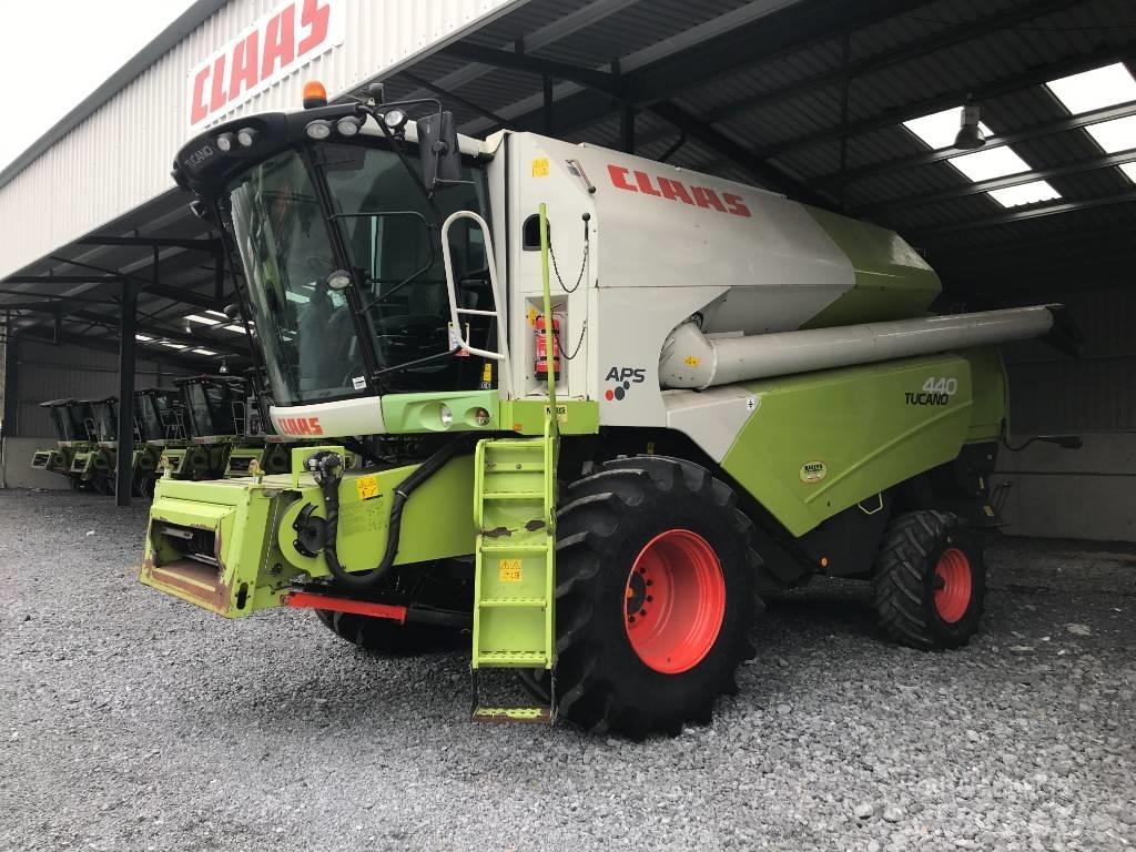 CLAAS Tucano 440 Kombinované zberacie stroje