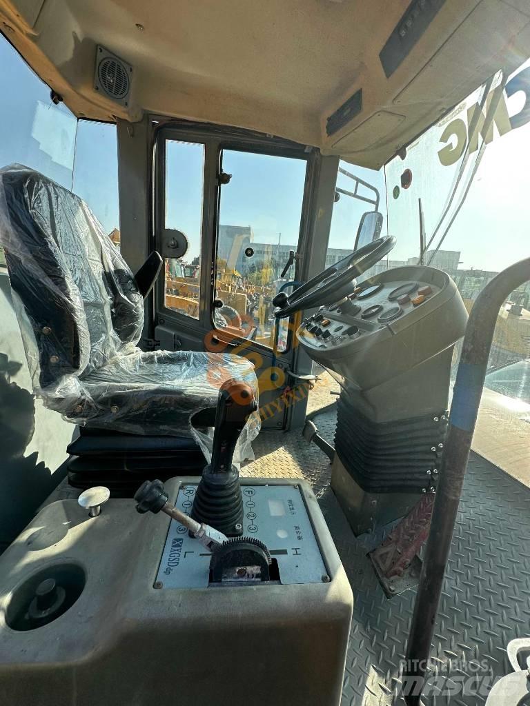 XCMG XS 203 J Ťahačové valce