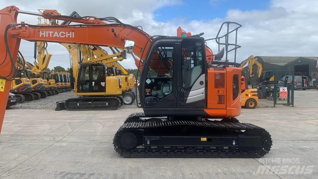 Hitachi ZX 135 US-6 Pásové rýpadlá