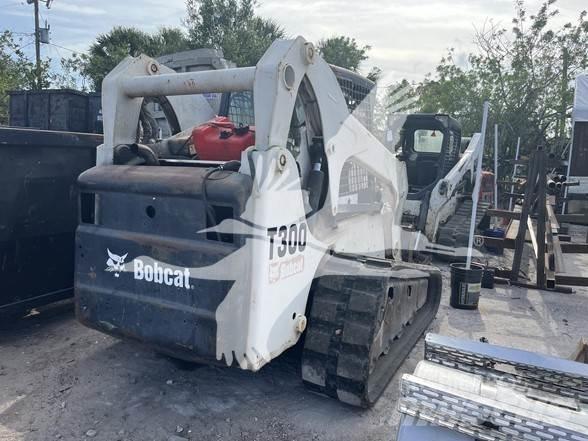 Bobcat T300 Šmykom riadené nakladače