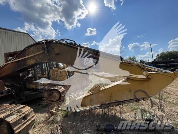 CAT 320 Pásové rýpadlá
