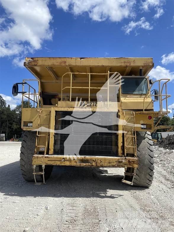 CAT 777B Kĺbové nákladné autá