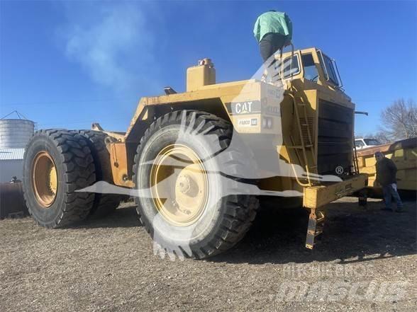 CAT 777B Kĺbové nákladné autá