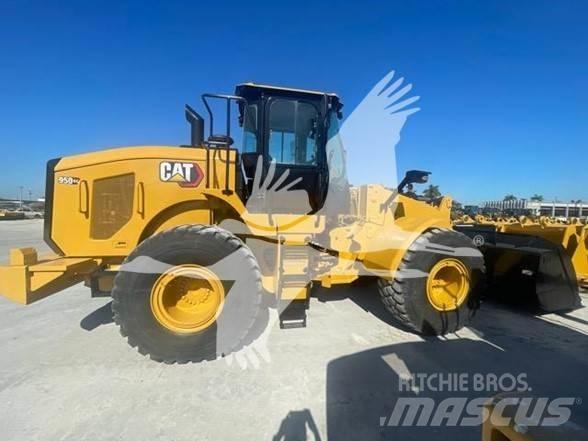 CAT 950GC Kolesové nakladače