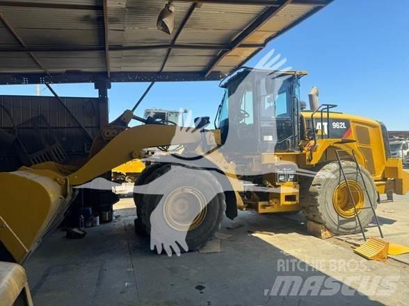 CAT 962L Kolesové nakladače