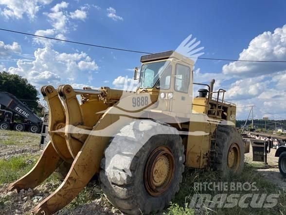 CAT 988B Kolesové nakladače