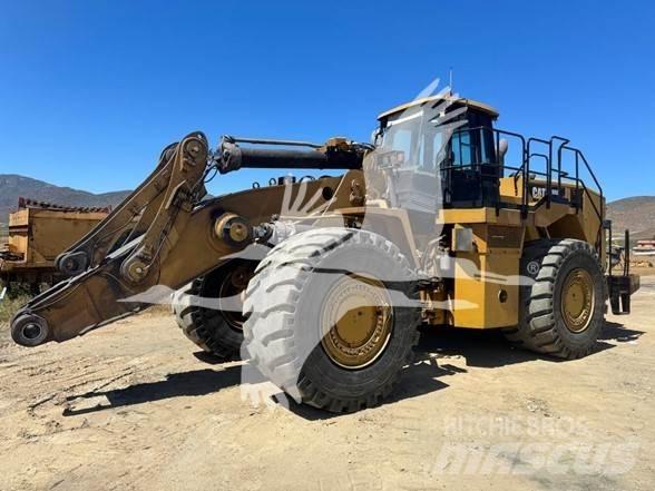 CAT 988H Kolesové nakladače