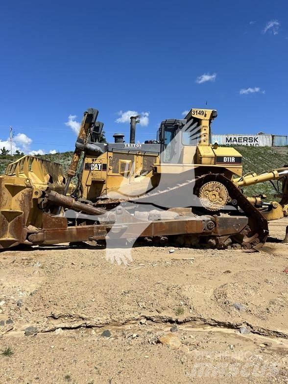 CAT D11R Pásové dozéry