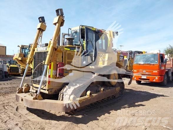 CAT D6T Pásové dozéry
