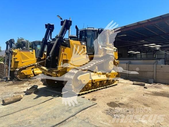CAT D8T Pásové dozéry