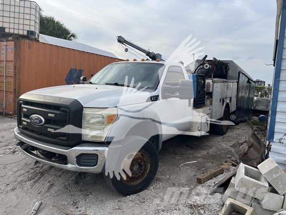 Ford F550 Stavebníctvo - ostatné