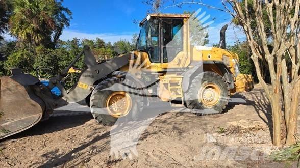 Volvo L70G Kolesové nakladače