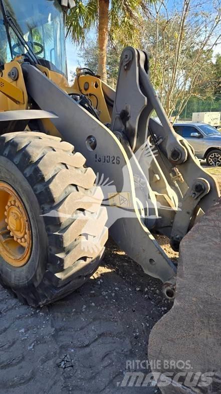 Volvo L70G Kolesové nakladače