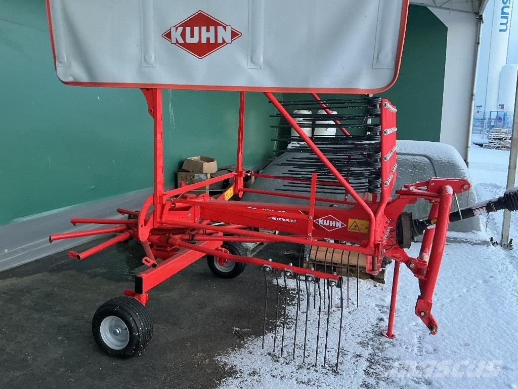 Kuhn 4121 GM Riadkovače