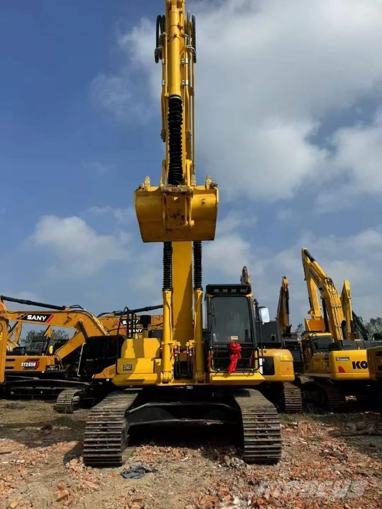 Komatsu 360-7 Pásové rýpadlá