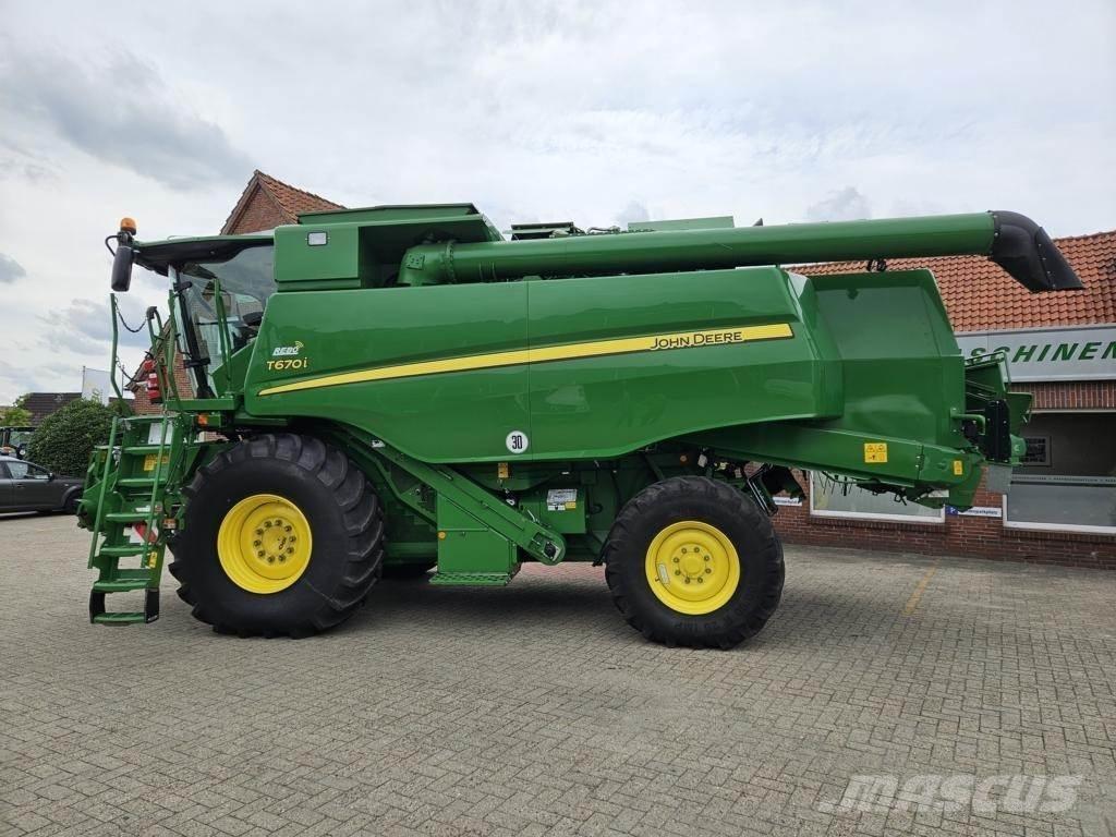 John Deere T660 Kombinované zberacie stroje