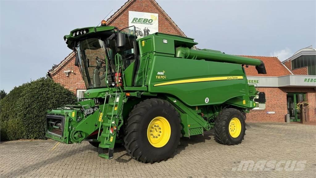 John Deere T660 Kombinované zberacie stroje