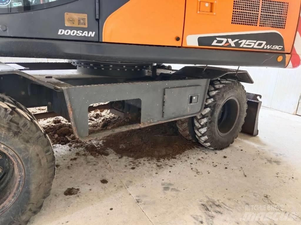 Doosan DX 150W-9C Kolesové rýpadlá
