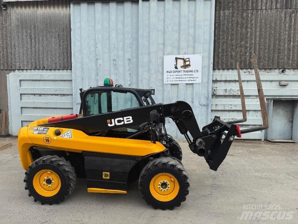 JCB 516-40 Teleskopické manipulátory