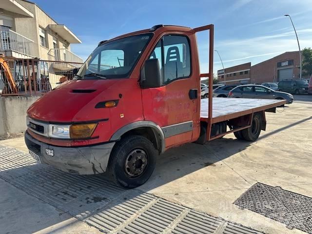 Iveco 35C 13 Nakladacia/sklápacia bočnica