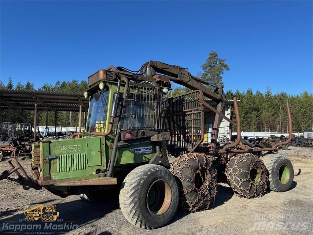 Ösa 578 Lesné traktory