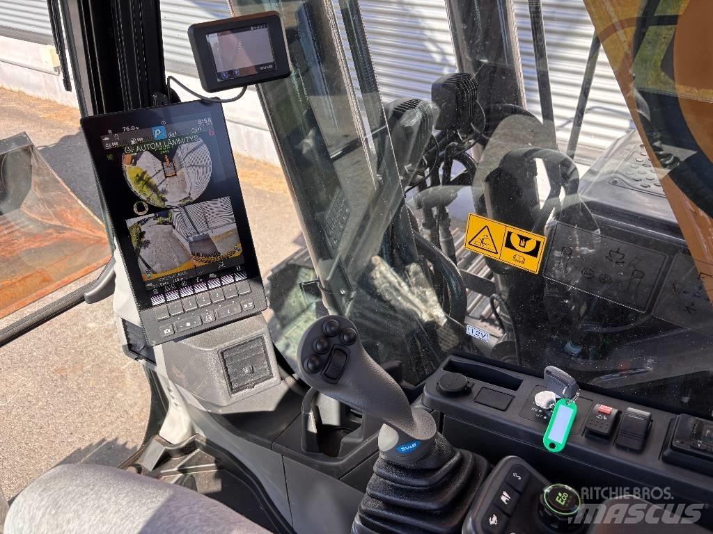 CASE CX 250 E Pásové rýpadlá