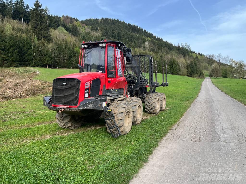 Komatsu 855 Lesné traktory