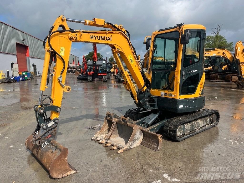 Hyundai R30 Z-9AK Mini rýpadlá < 7t