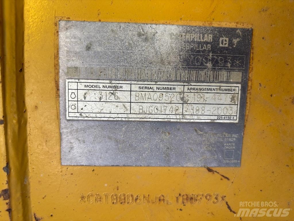 CAT D 6 N LGP Pásové dozéry