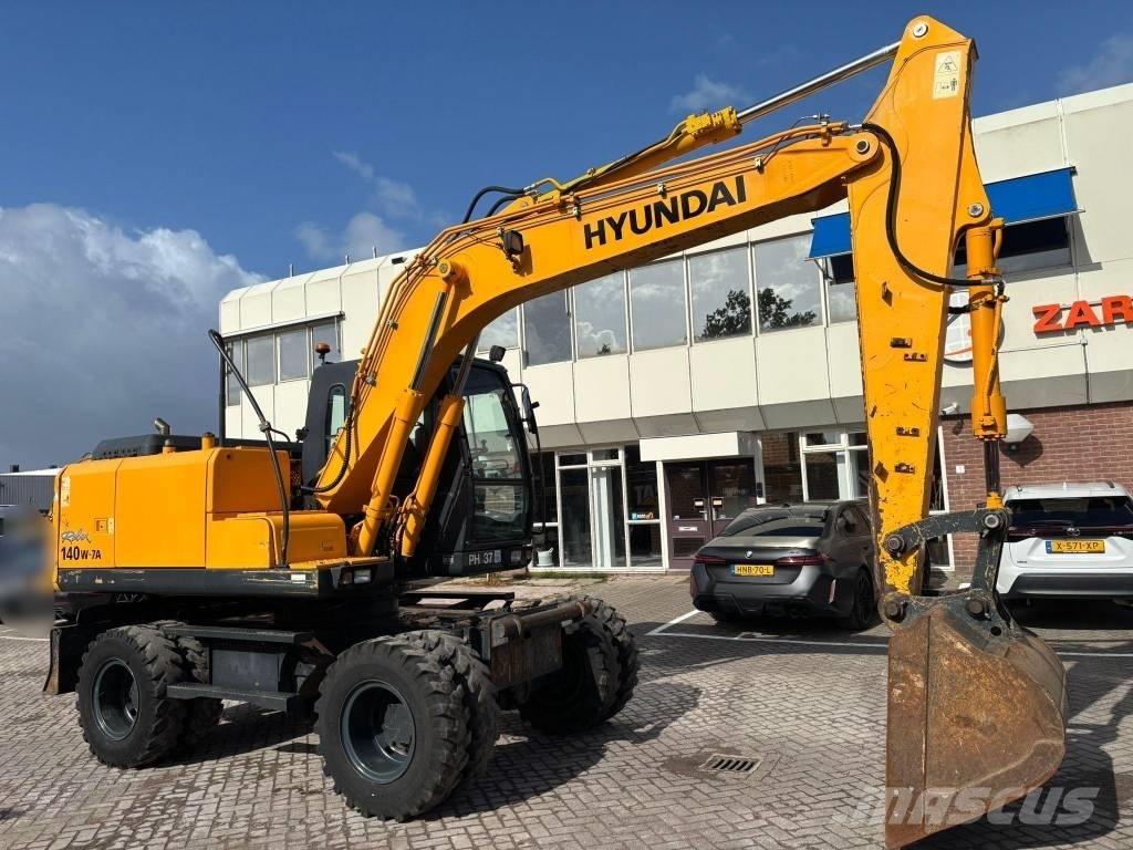 Hyundai 140W-7A Kolesové rýpadlá