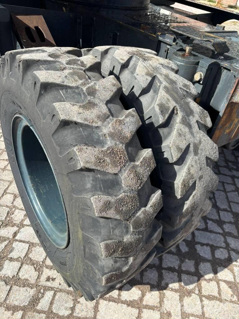 Hyundai 140W-7A Kolesové rýpadlá