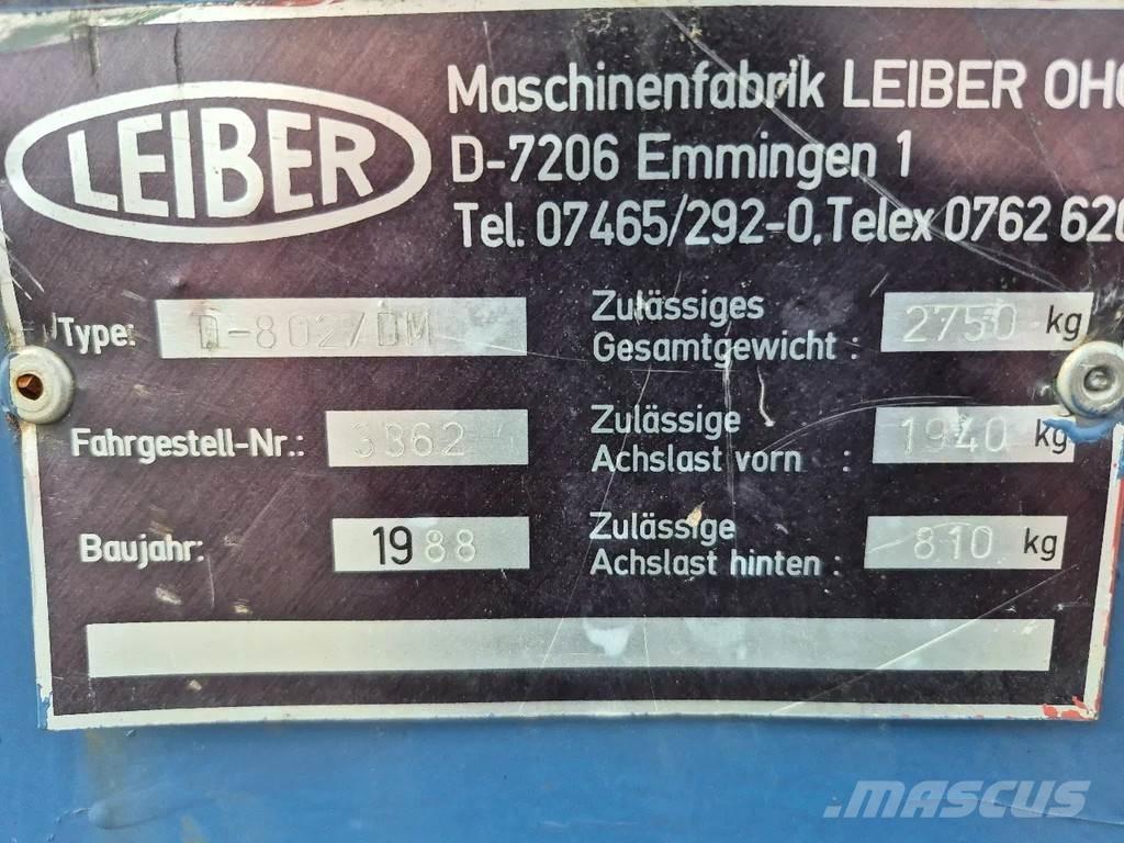  LEIBER d802 Stavebné sklápače