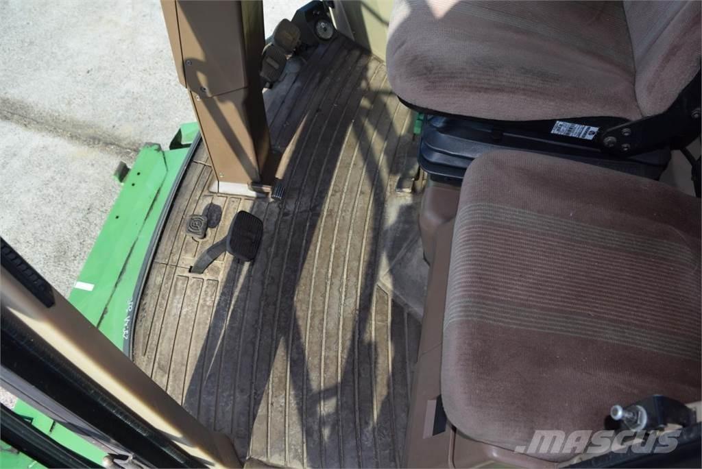John Deere 2064 Kombinované zberacie stroje