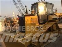 CAT D 5 N Pásové dozéry