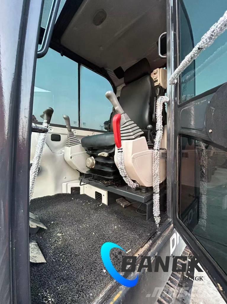 Kubota DH60-7-201 Pásové rýpadlá