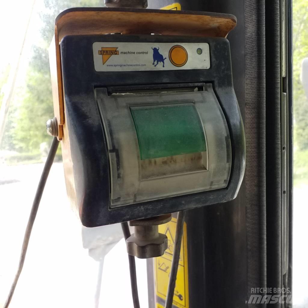 Hitachi ZW 220 Kolesové nakladače