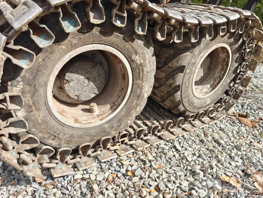 Komatsu 855 Lesné traktory