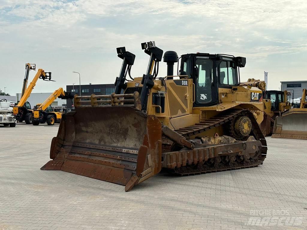 CAT D8R Pásové dozéry