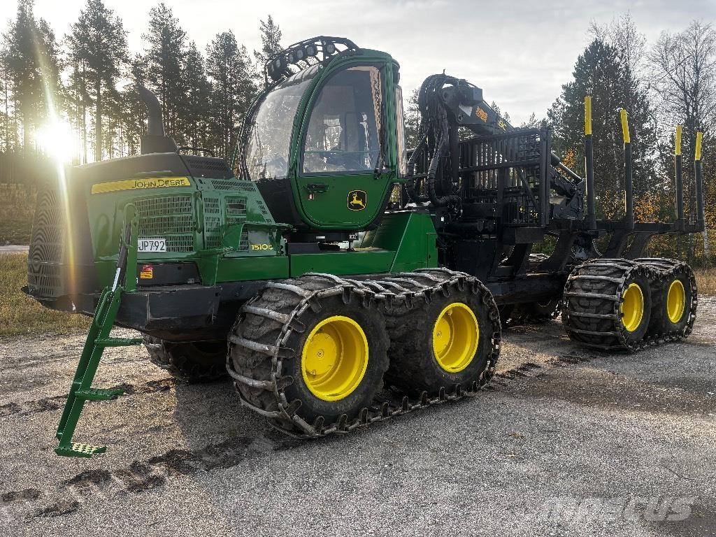 John Deere 1510G Lesné traktory