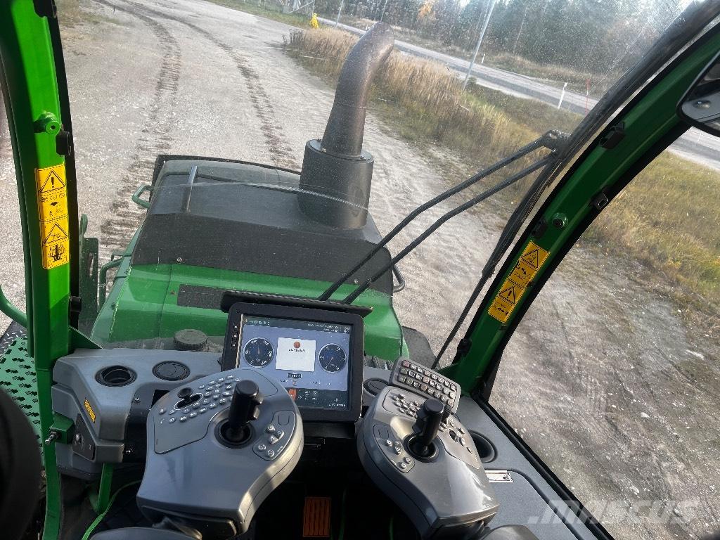 John Deere 1510G Lesné traktory