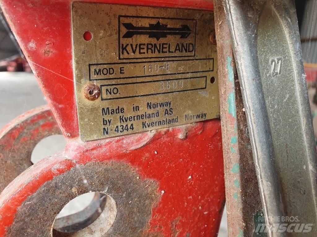 Kverneland E160 Dvojstranné pluhy