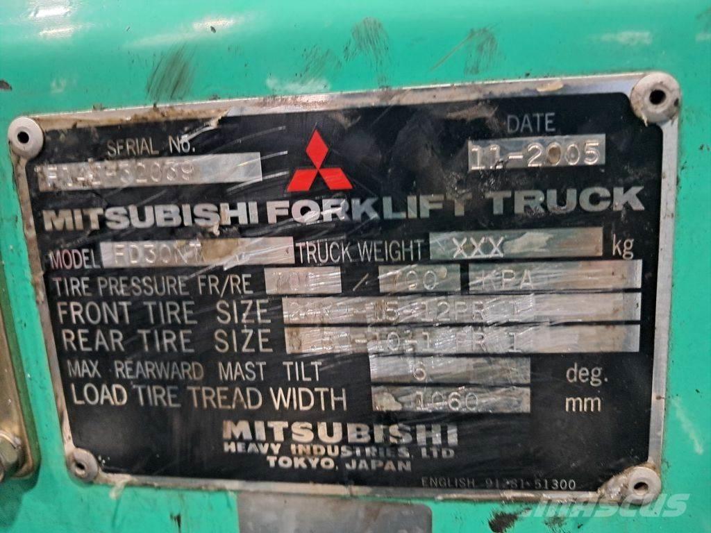 Mitsubishi FD30NT Dieselové vozíky