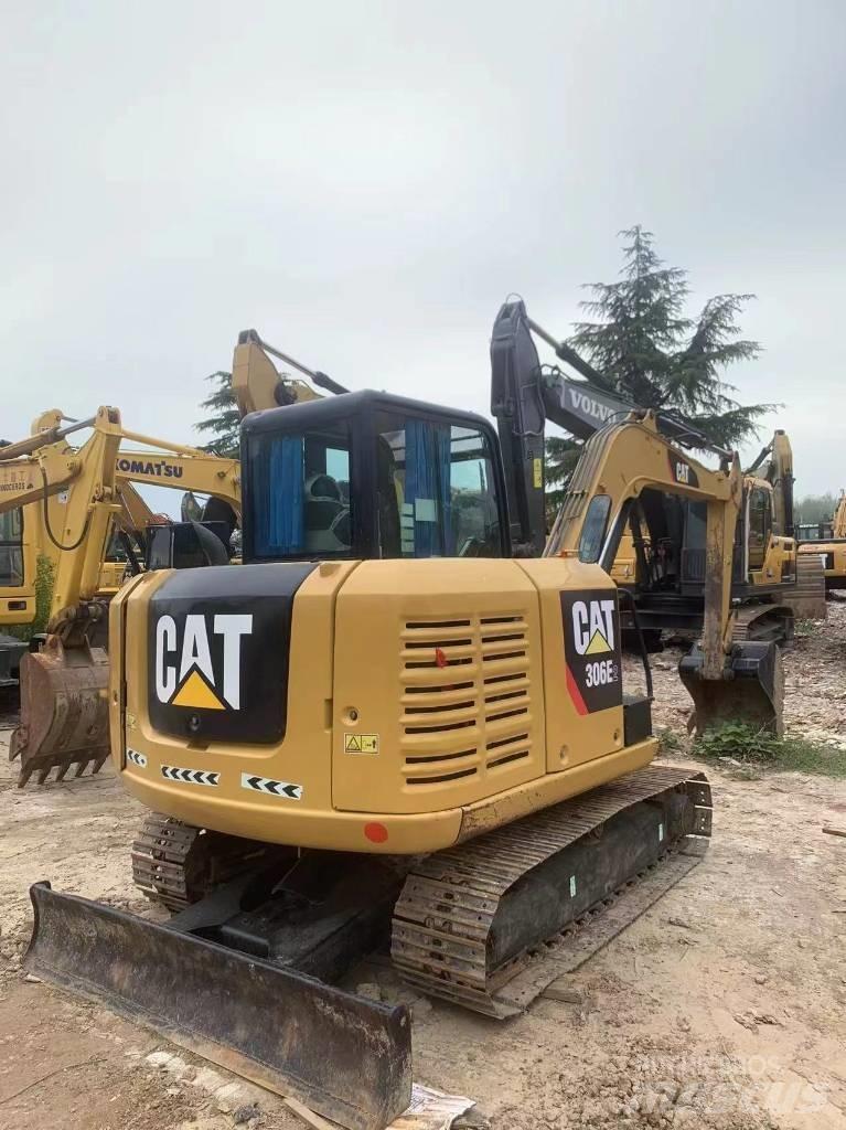 CAT 306E2 Pásové rýpadlá