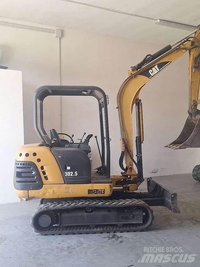 CAT 302.5 Mini rýpadlá < 7t